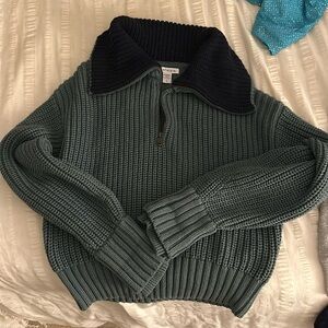 Athleta sweater